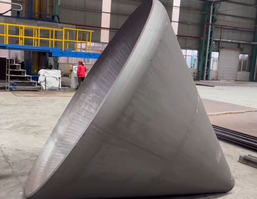 Nauwkeurig ontworpen conische tankkoppen met röntgenlassen en overlay-clad-techniek voor warmtebehandeling